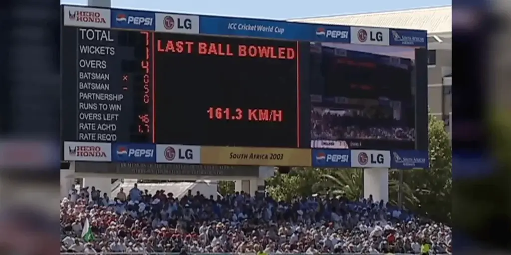 Fastest bowler shoaib ahktar